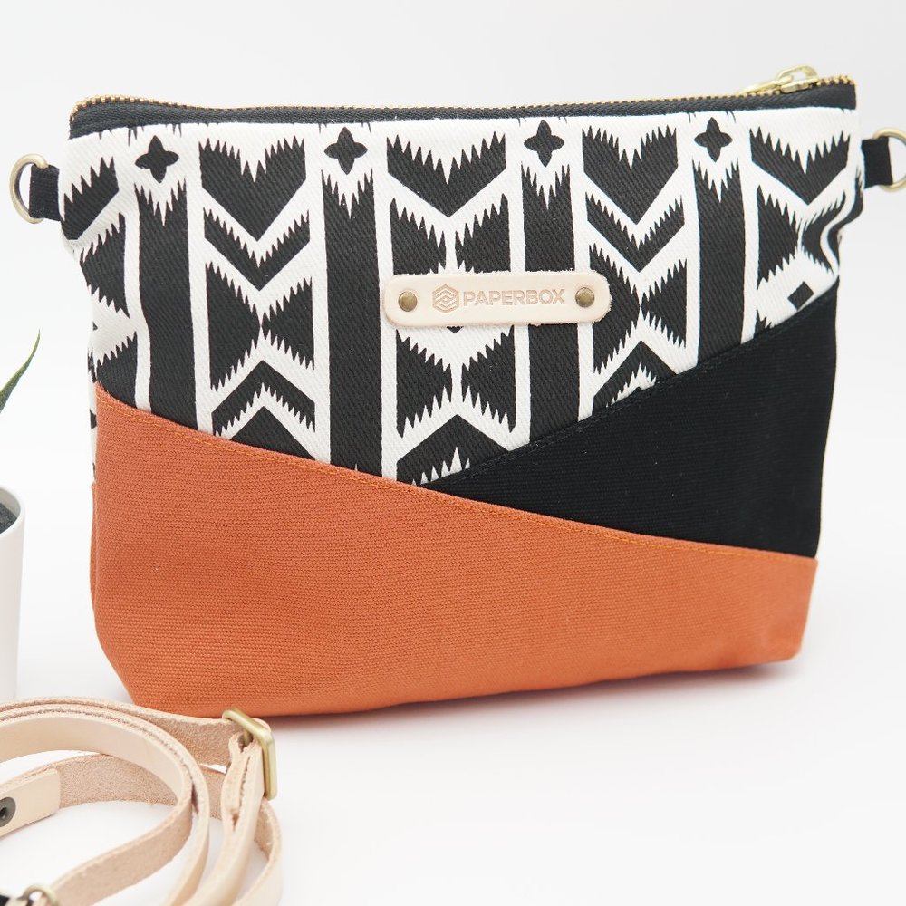 Alicia (medium) Sling Purse